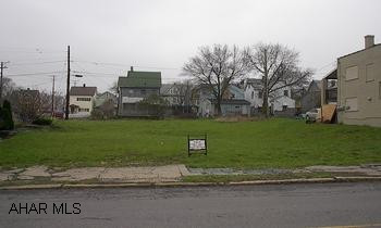 Level lot in the city. Level lot in the city.