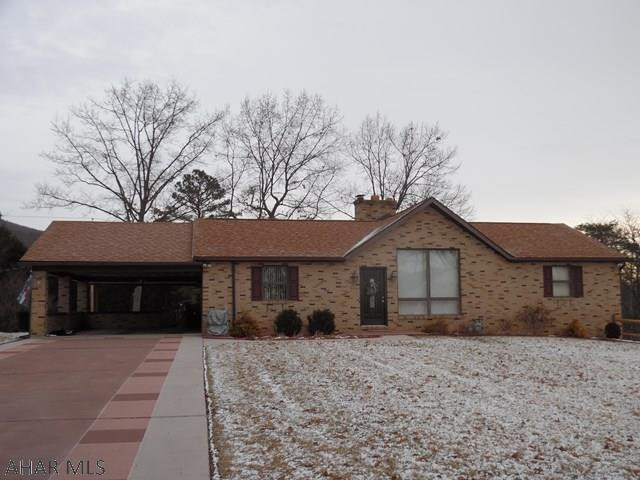 Beautiful move in ready home in a great neighborhood.  You will fall in love with this beauty,  This home is fully renovated.   Spacious living room with a stone fireplace and vaulted ceilings.   Formal dining room that opens into a heated Sunroom.   Eat in kitchen.    Lower level fully finished and spacious.   Full bath on the lower level as well.     Two separate garage areas, one car and a two car.    Tons of storage.