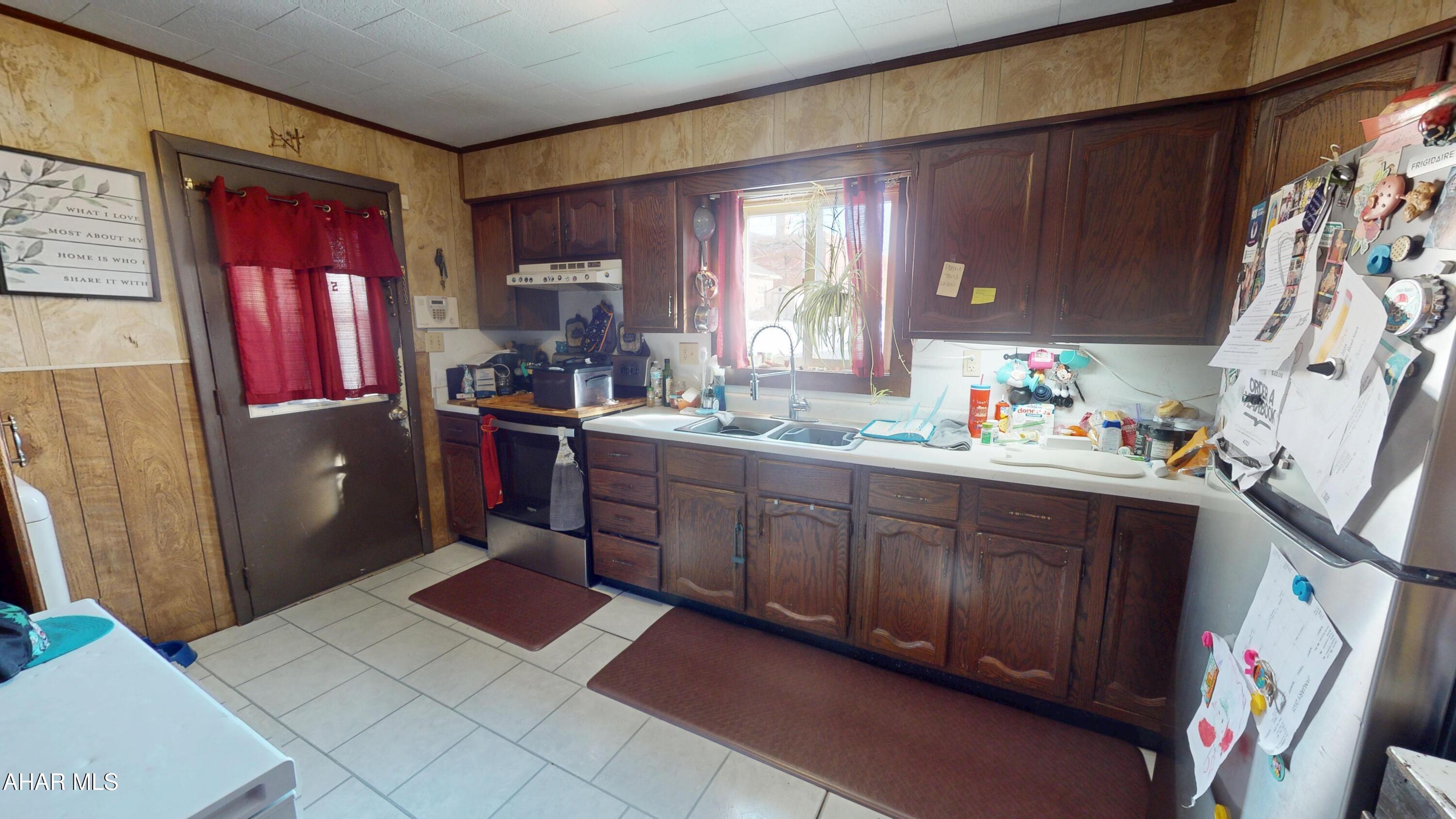 Hollidaysburg - Residential Income