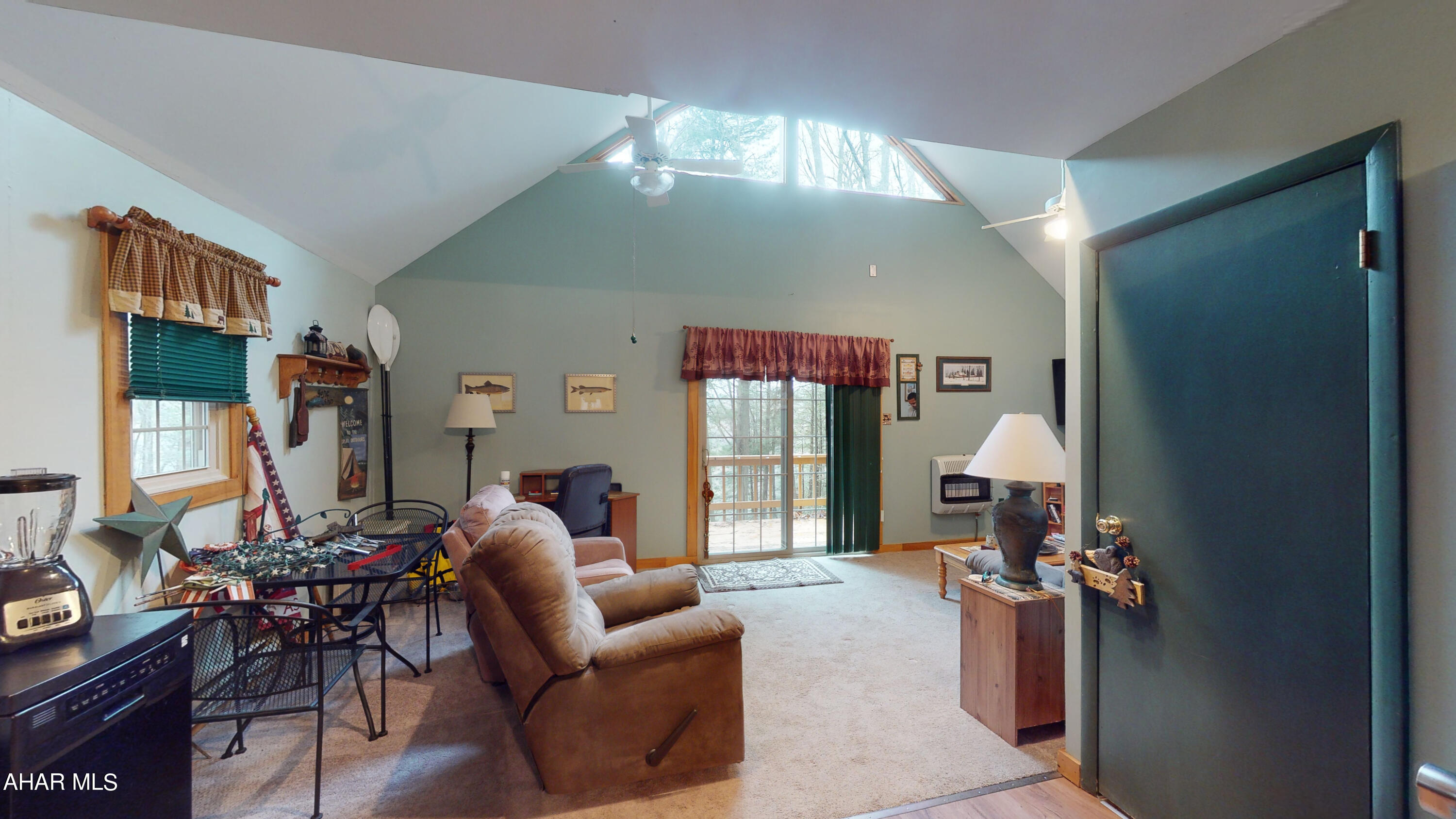 Glendale Yearound - Residential
