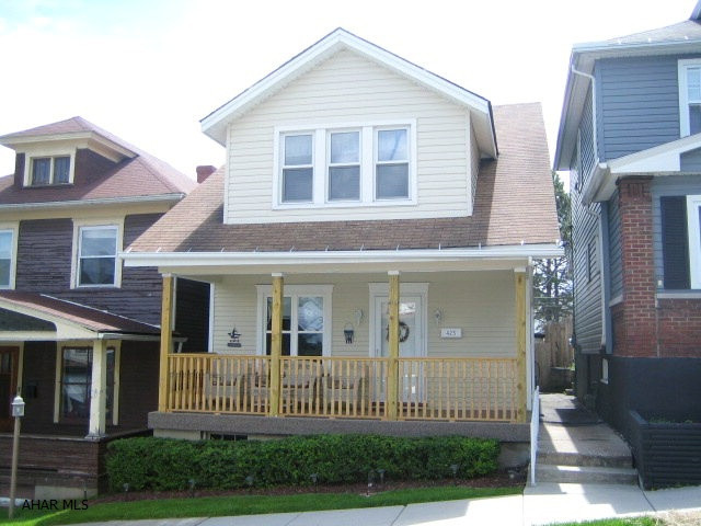 MOVE IN CONDITION and updated throughout! Absolutely beautiful newer kitchen and bath, thermo windows, and new furnace in '09. Beautiful new front porch and level yard with privacy fencing. Full one year home warranty for peace of mind. Located in Juniata Gap elementary school system.