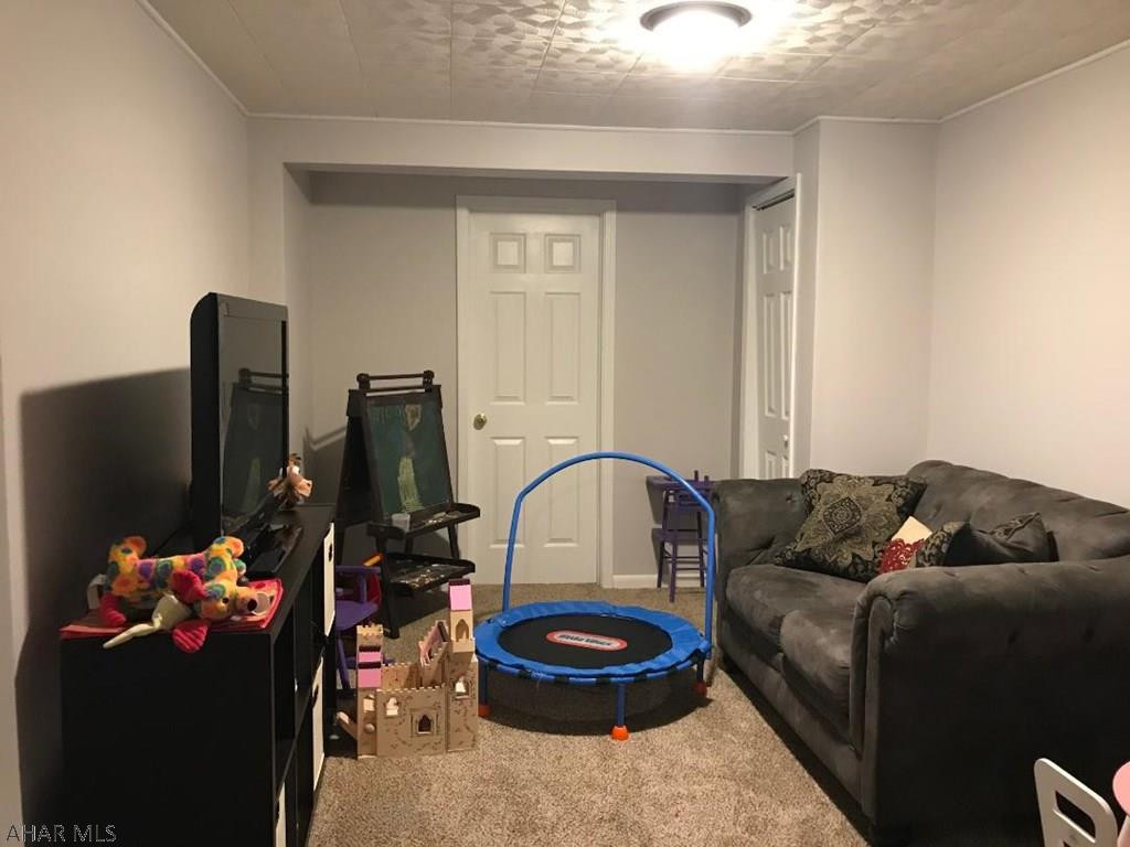 Holliday Heights - Residential