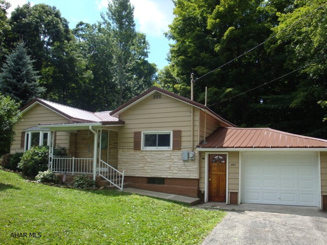 Nice shaded lot and updated two bedroom, one full bath, move-in ranch! Newer carpeting and paint throughout. Kitchen and bathroom completely remodeled. New metal roof!