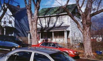 Double House. Fully occupied. Double House. Fully occupied with seperate utilities. Owners are licensed Real Estate Agents.