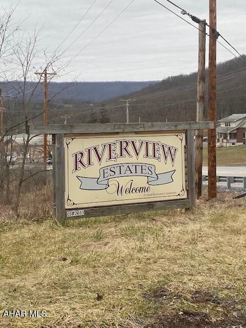 Residential building lots in a beautiful country subdivision above the Juniata River.  Easy access to Rt 30.  Cleared, level lots.  Community sewer system, paved streets, underground utilities.  Deed restrictions apply.  Buyer to drill own well.  Sewer tap-on fee will apply.