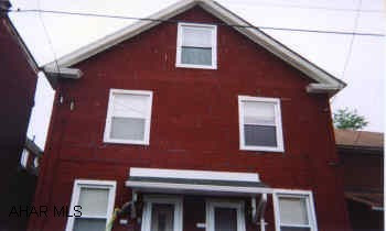 side by side duplex--fenced in back yard buy with 1001 and 1003 Caldwell as a package for reduced price