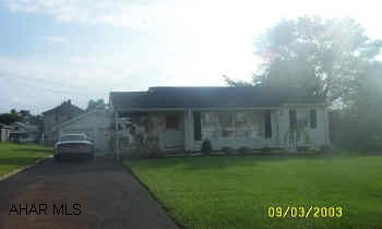 One Story, 2 Bedroom Home in Eldorado.  Well Maintained.  Central Air, Beautiful Oak Kitchen, Most Appliances Stay, Covered Patio, 2 Car Garage One Story, 2 Bedroom Home in Eldorado.  Well Maintained.  Central Air, Beautiful Oak Kitchen, Most Appliances Stay, Covered Patio, 2 Car Garage