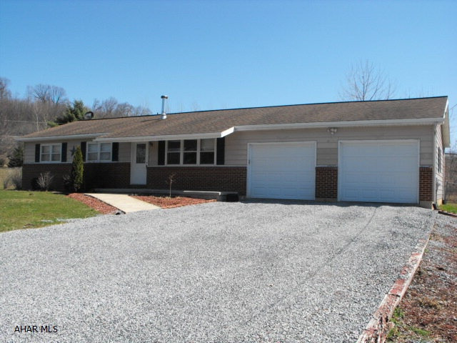 Large bright rooms and modern kit & baths.  Move in ready.  Extra large garage with workshop.  Fenced yard with shed. Per USDA website this property is eligible for a rural housing loan.  Mail service is via post office box in Newry.