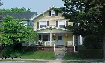 3 BR, 1 BA, 2 story with new berber carpet.  Eat-in kitchen, 3rd flr. finished with heat.  TAKE SHOES OFF.  SMALL DOG GATED IN KITCHEN.  1st flr. laundry.  Replacement windows.
