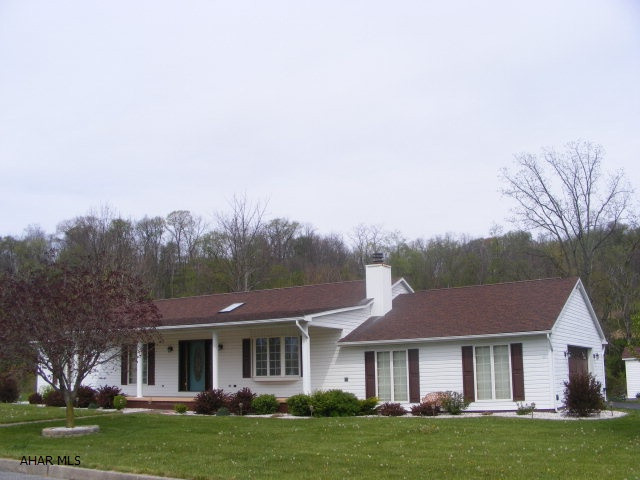Lovely and large Ranch home w/great floor plan! Large Master Suite, skylights, open kitchen and dining room to relaxing back porch. Nice exercise room/office off oversized garage thatis heated and cooled. Private back yard. Walk to the park! This house is NOT in a flood zone. Certificate on file. Basement is outside entrance only and has a 5'8 clearance. Fireplace was built for woodburning but is currently gas.