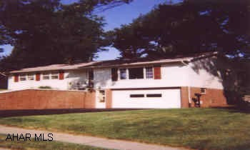 HIGHLAND PARK BEAUTY. MOVE UP TO 4120 2ND AVE. 3 BEDROOMS, 2 BATHS, FAMILY ROOM, FIREPLACE, 2 CAR GARAGE, HARDWOOD FLOORS, CERAMIC TILE. GHW/CA. LARGE LOT.