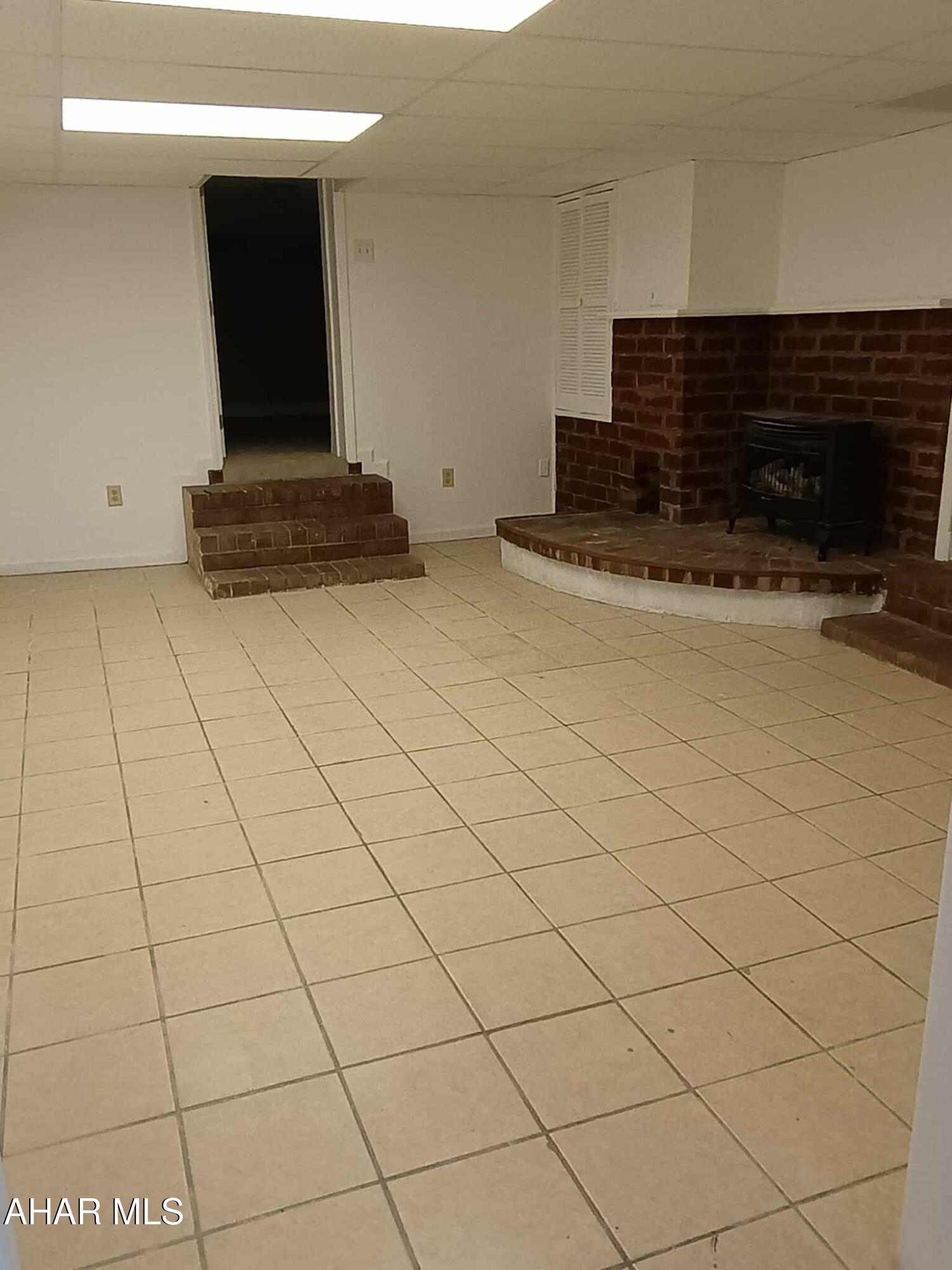 Llyswen - Residential Lease