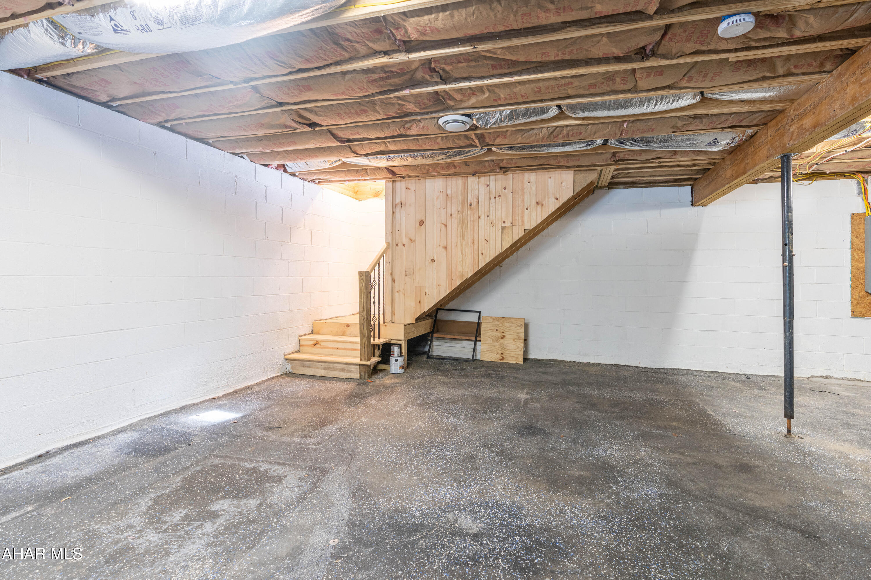Glendale Yearound - Residential