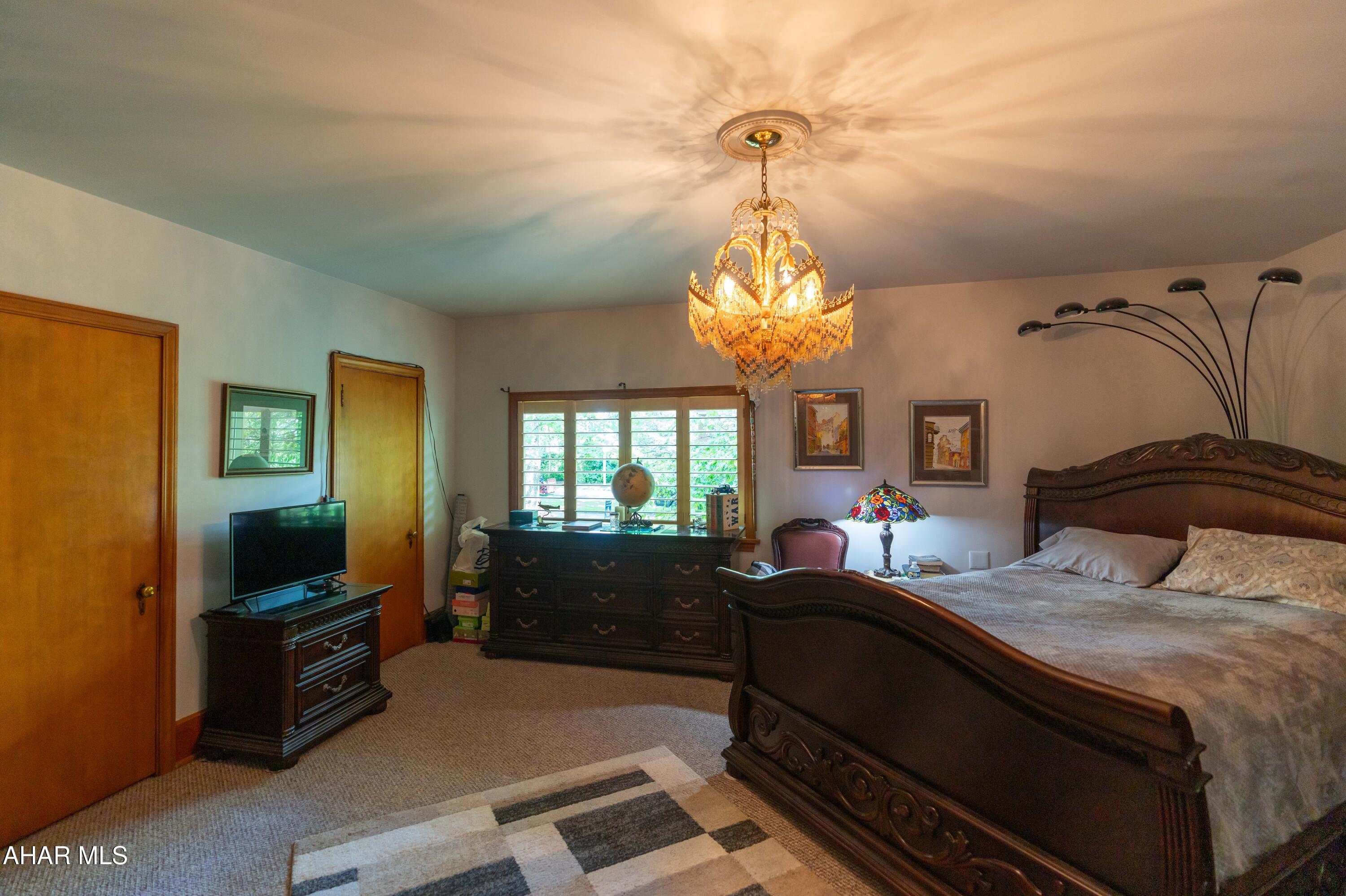 Baker Mansion - Residential