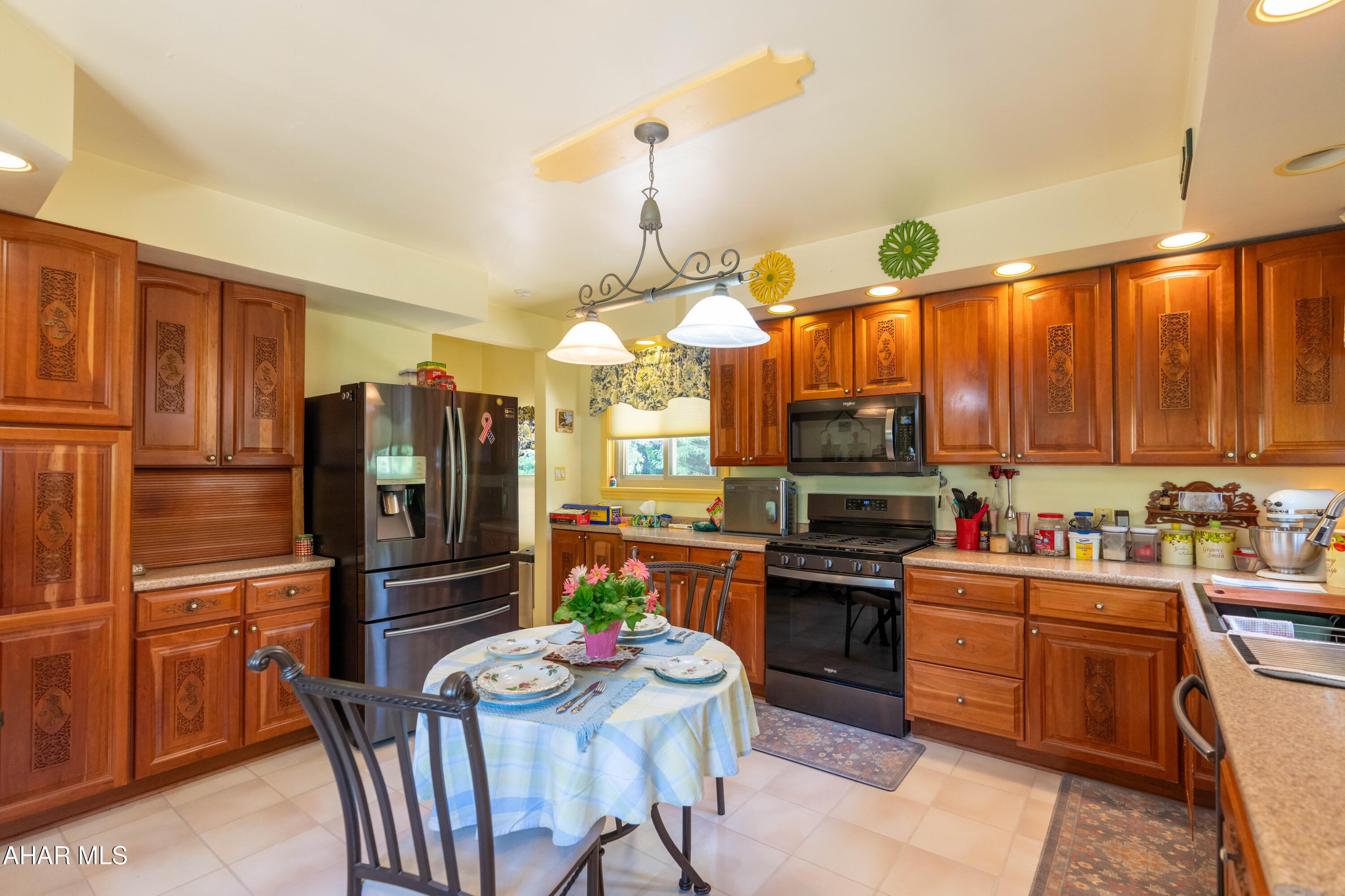 Baker Mansion - Residential