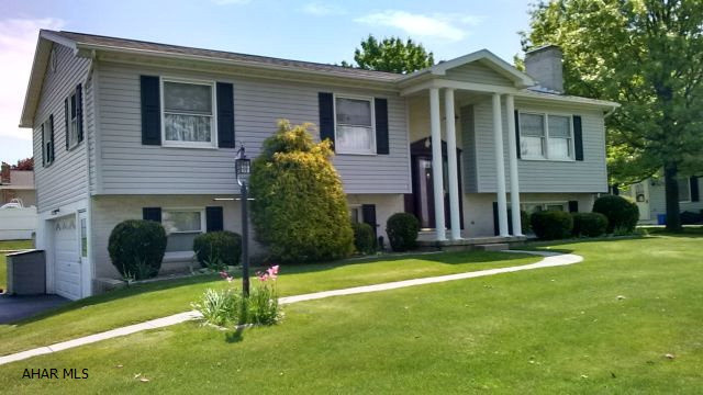 Nice Package! Well maintained 3or 4 bedroom, 2 bath, bilevel, finished basement, CA, 2 car integral garage, fenced, flat large lot. Great location, won't last! (owner in process of moving remaining items, please excuse clutter)