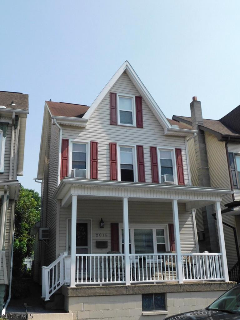 This is a gem!! Clean, updated, move-in ready - off-street parking, nice rear patio. A must see...this won't last!! Attic is 4th BR/Bonus Room