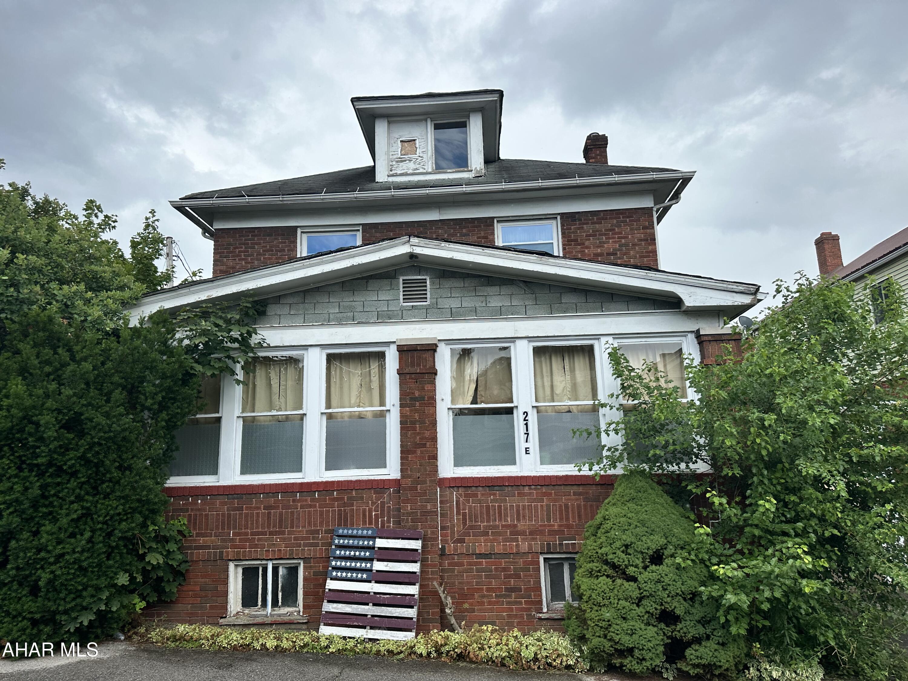 East End area brick duplex. Main floor has 1 bed and a full bath with access to the fenced rear yard. The second floor is a 2 bedroom, 1 bath. Current rental certificate. Small storage shed to the side of the property. Room to make off street parking.