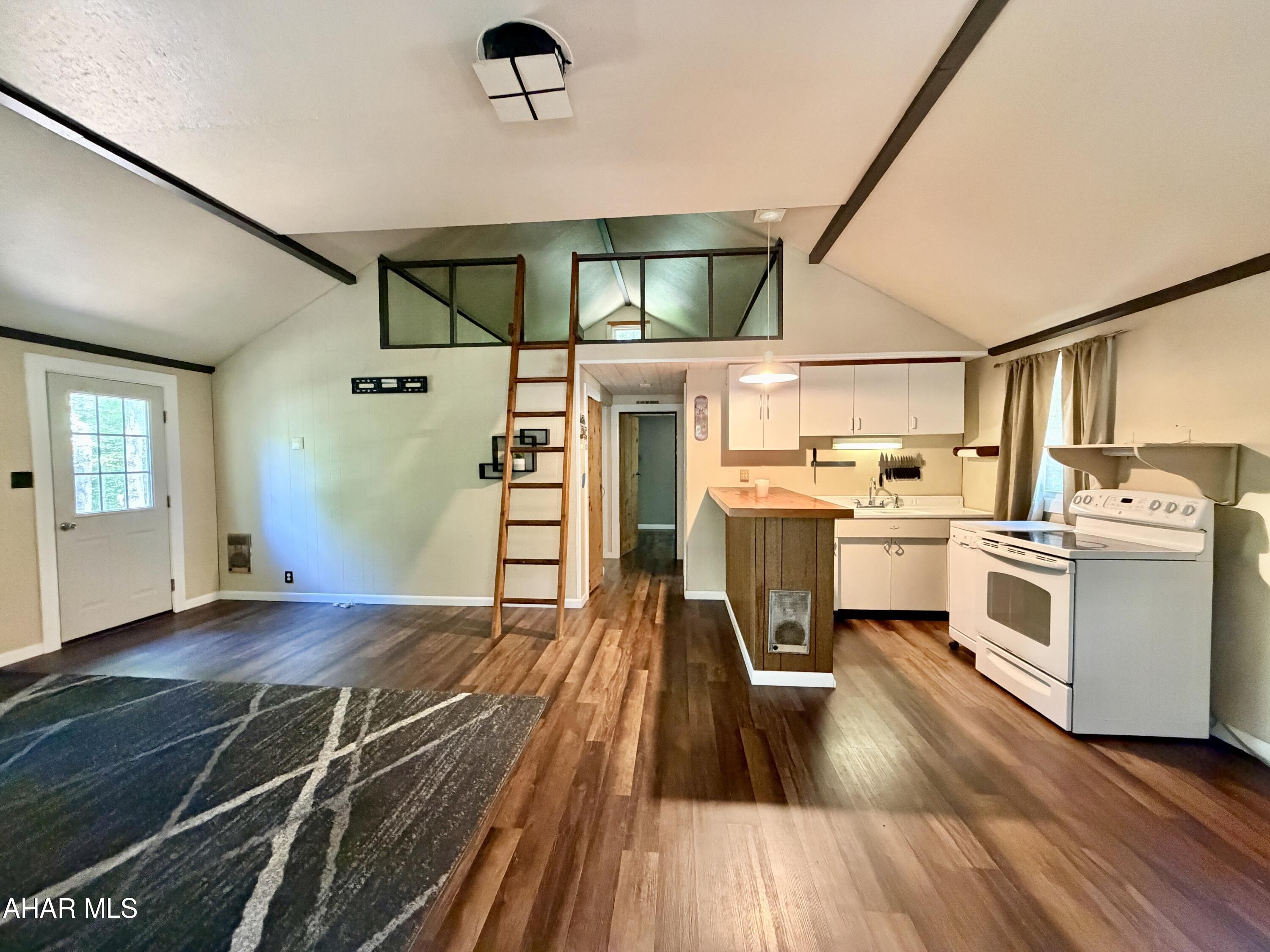 Valley-Hi - Residential