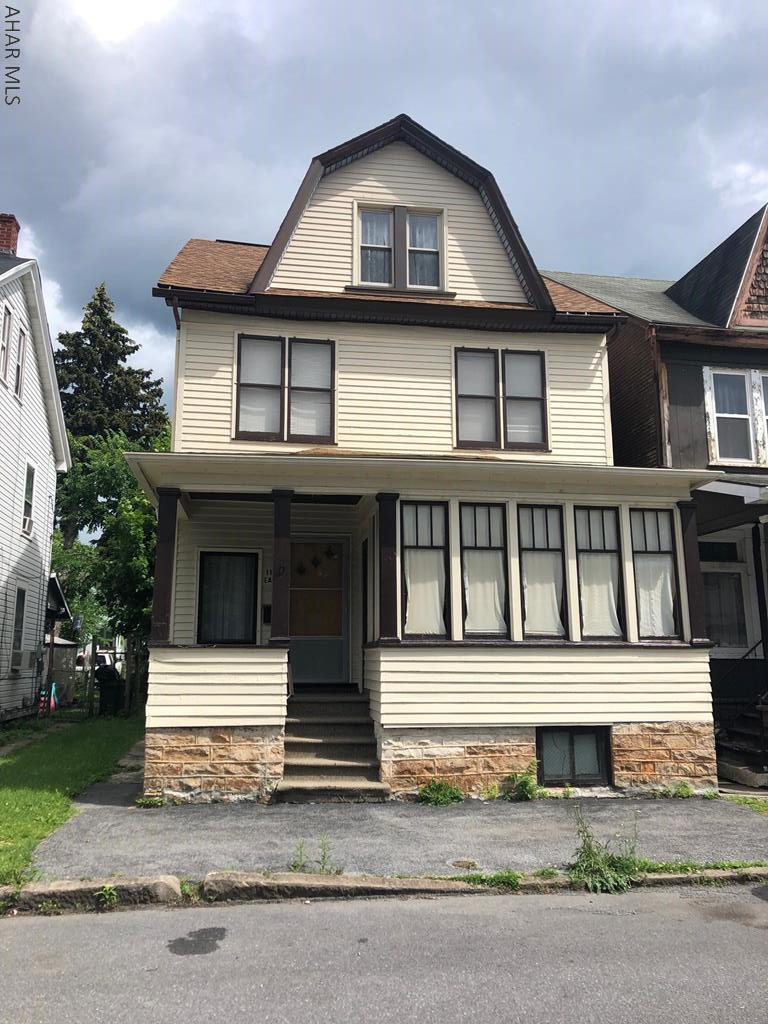 Perfect home for the buyer that wants space.  The 3 bedroom/1 bath home features large rooms upstairs and downstairs with an eat in kitchen and a formal dining room.  All bedrooms have great closet space too!  As the new owner, you even have a one car garage and off street parking in the back.  Schedule your showing today.