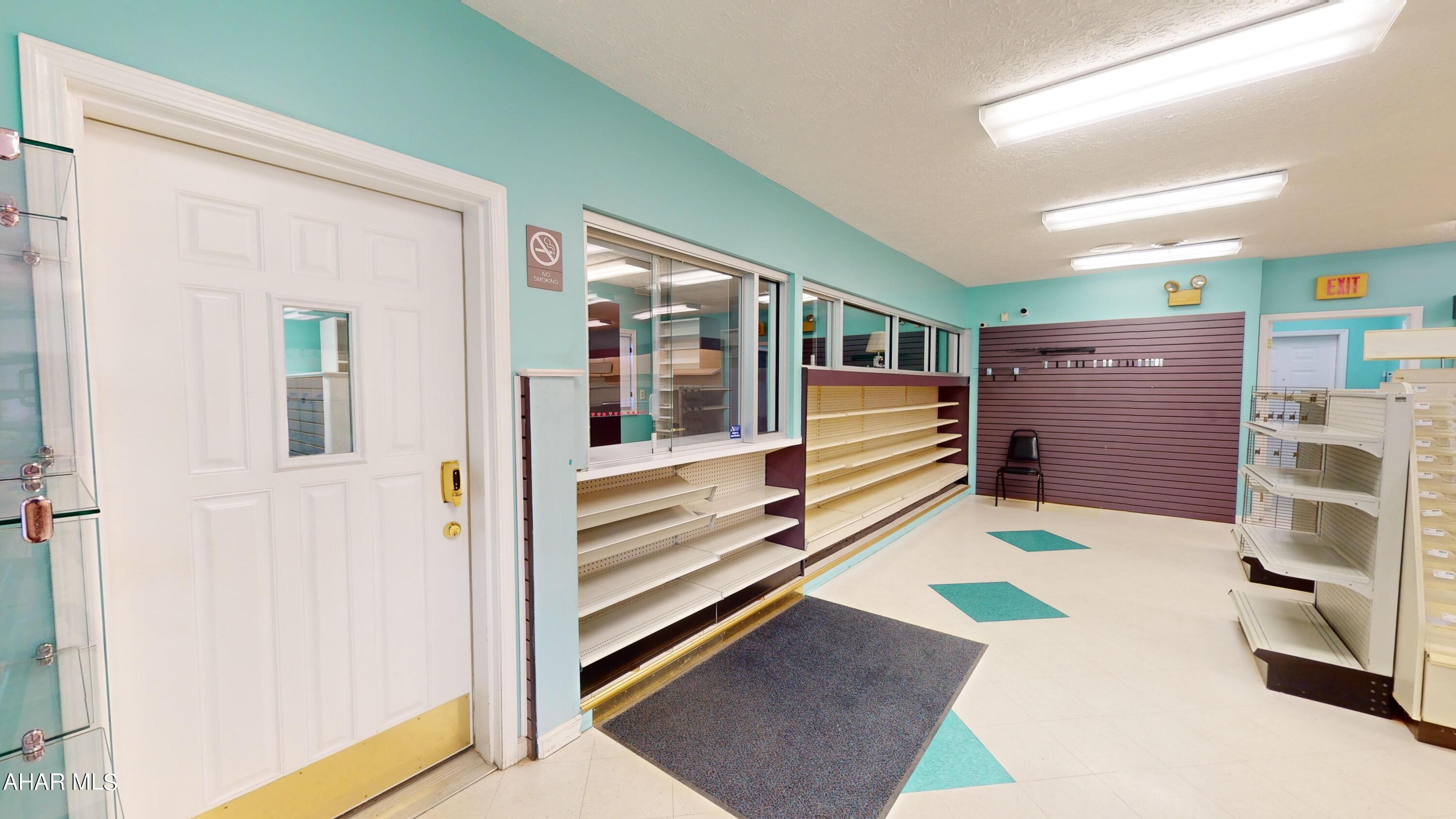 Greenwood - Commercial Sale