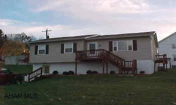 3 bd 2 ba ranch house finished basement. 5yrs old. maintenance free exterior. Comes w/ hot ub Clean 3 bd rancher, 5 yrs old. 2 full Bath. Finished walk out basement. comes with hot tub and pool table. Move in condition. Central Air.