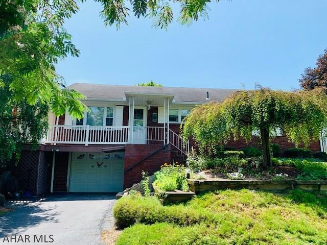 Meadowbrook Terrace - Residential