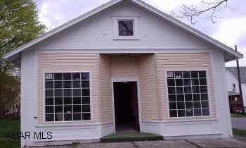 GREAT CORNER LOT, NEEDS TO BE FINISHED WOULD BE GREAT 2 BEDROOM HOME