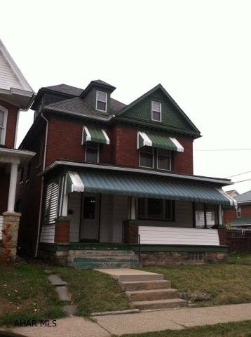 Seller wants an offer today! Brick home in Juniata w/ great space!  A little work will make this home perfect!   NEW ROOF ON HOME AND GARAGE! Some newer windows. The kitchen has oak cabinets & overlook the back yard. Check out the attic space, as well! All offers will be considered! This property is under contract, contingent upon financing and inspections.