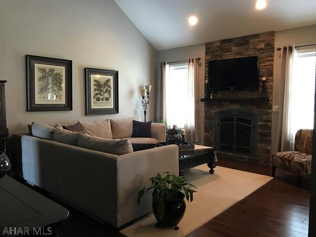 Holliday Heights - Residential