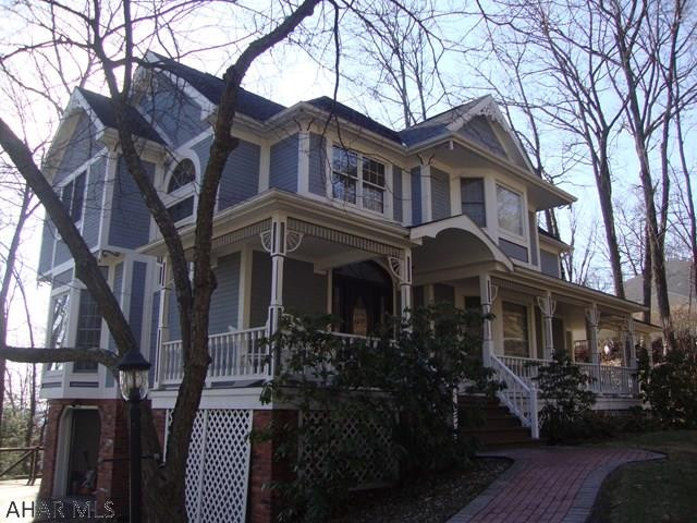 Stonehedge - Residential