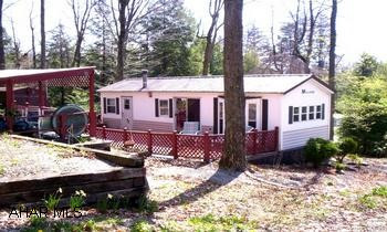Completely furnished, park model, mobile home in Glendale Yearound.  One bedroom and bath, large deck and picnic pavilion.  Includes all appliances,furniture,tv and stereo, patio furniture.  Perfect weekend getaway or all year around. Completely furnished, park model, mobile home in Glendale Yearound.  One bedroom and bath, large deck and picnic pavilion.  Includes all appliances,furniture, tv, and stereo, patio furniture.   Perfect weekend getaway or all year around.