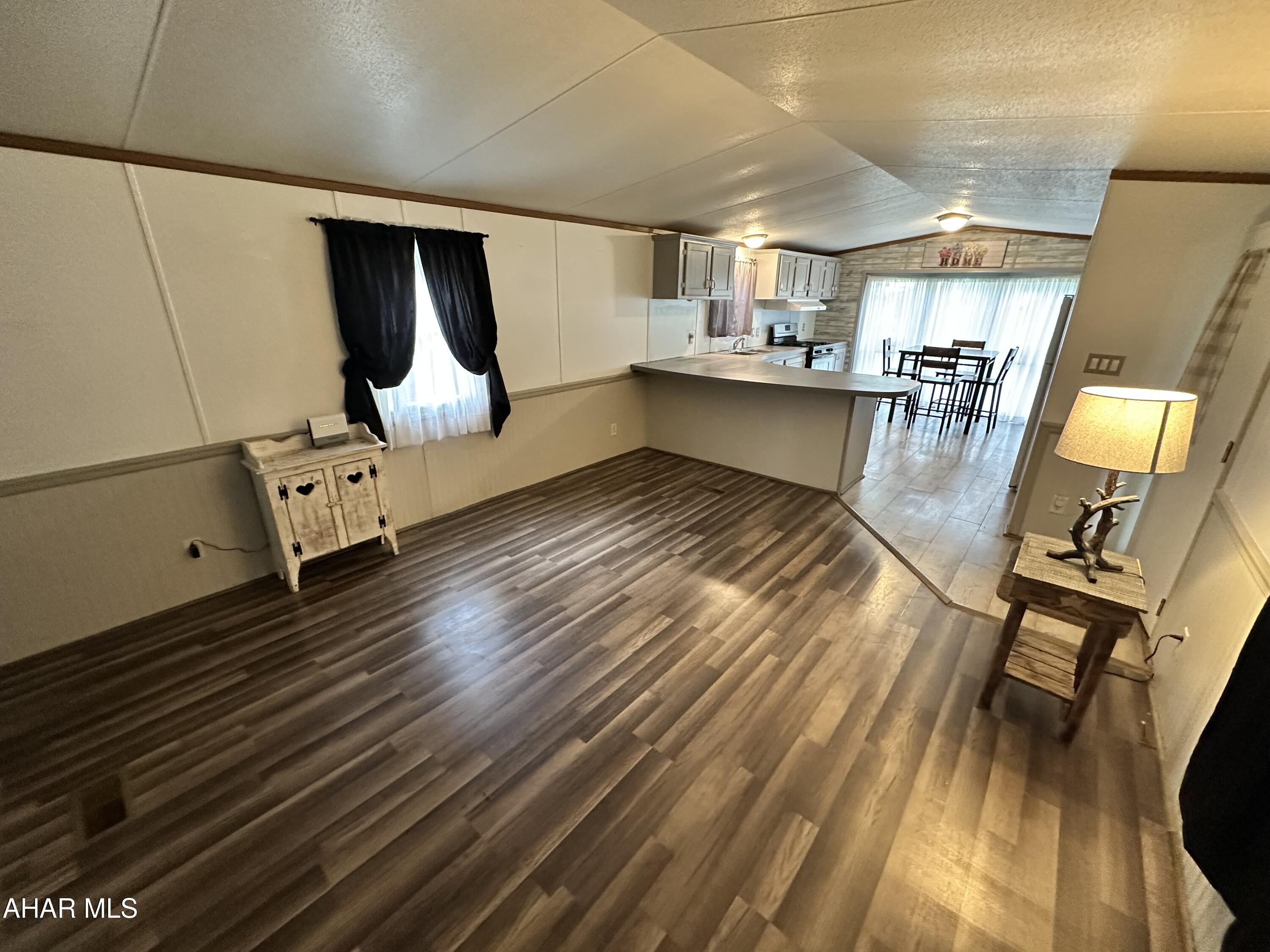 Hillcrest Community - Residential