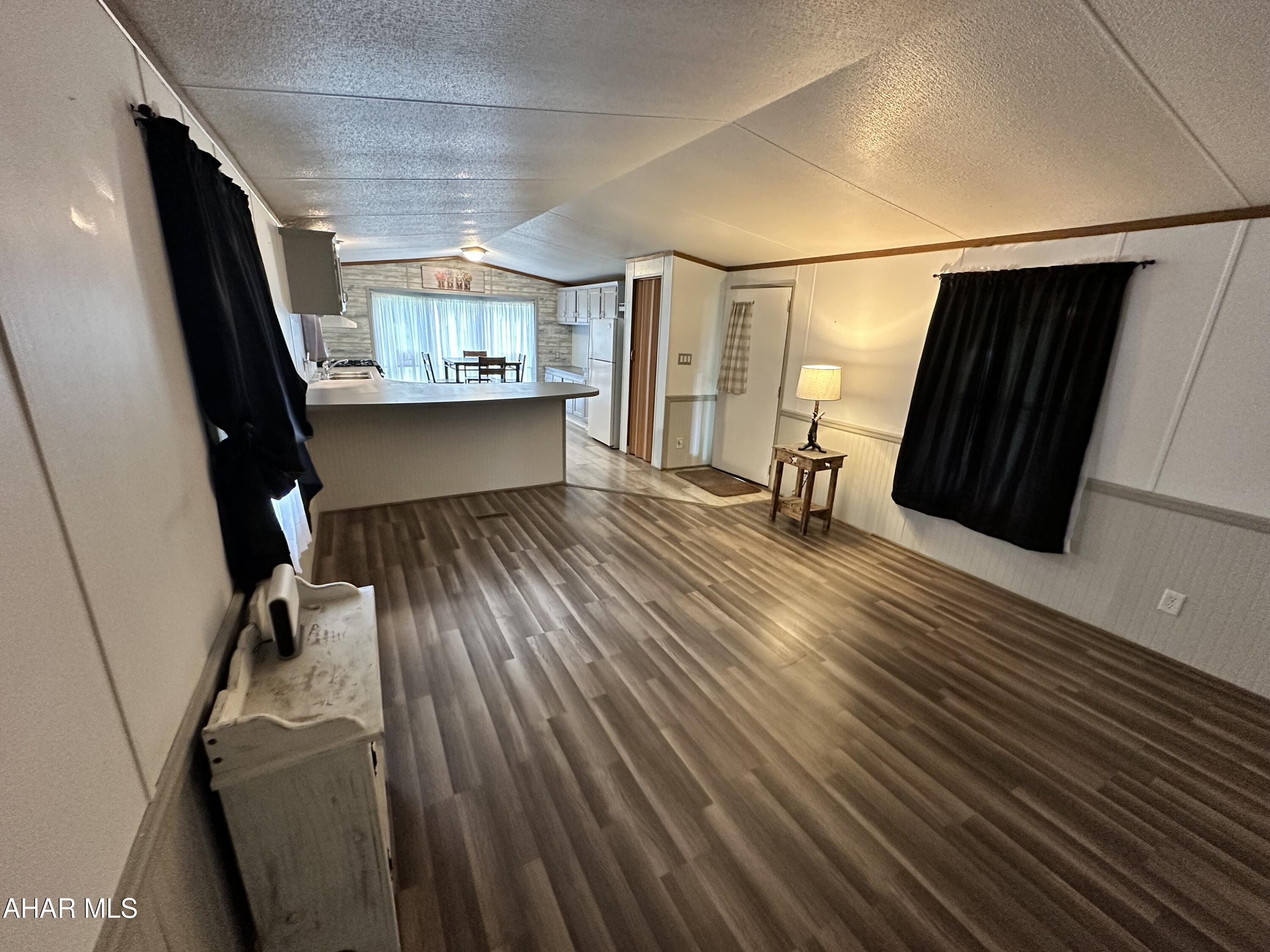 Hillcrest Community - Residential