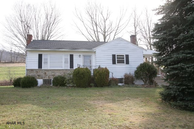 Enjoy country living in a single story, ranch style home located in the Manns Choice Area of Bedford County. 15 minutes to Bedford and 10 minutes to Shawnee State Park. This very affordable 3 bedroom, 1 bath home with a full basement located on @1/2 acre of land would be a great 'first' home or ideal for someone wanting to downsize.
