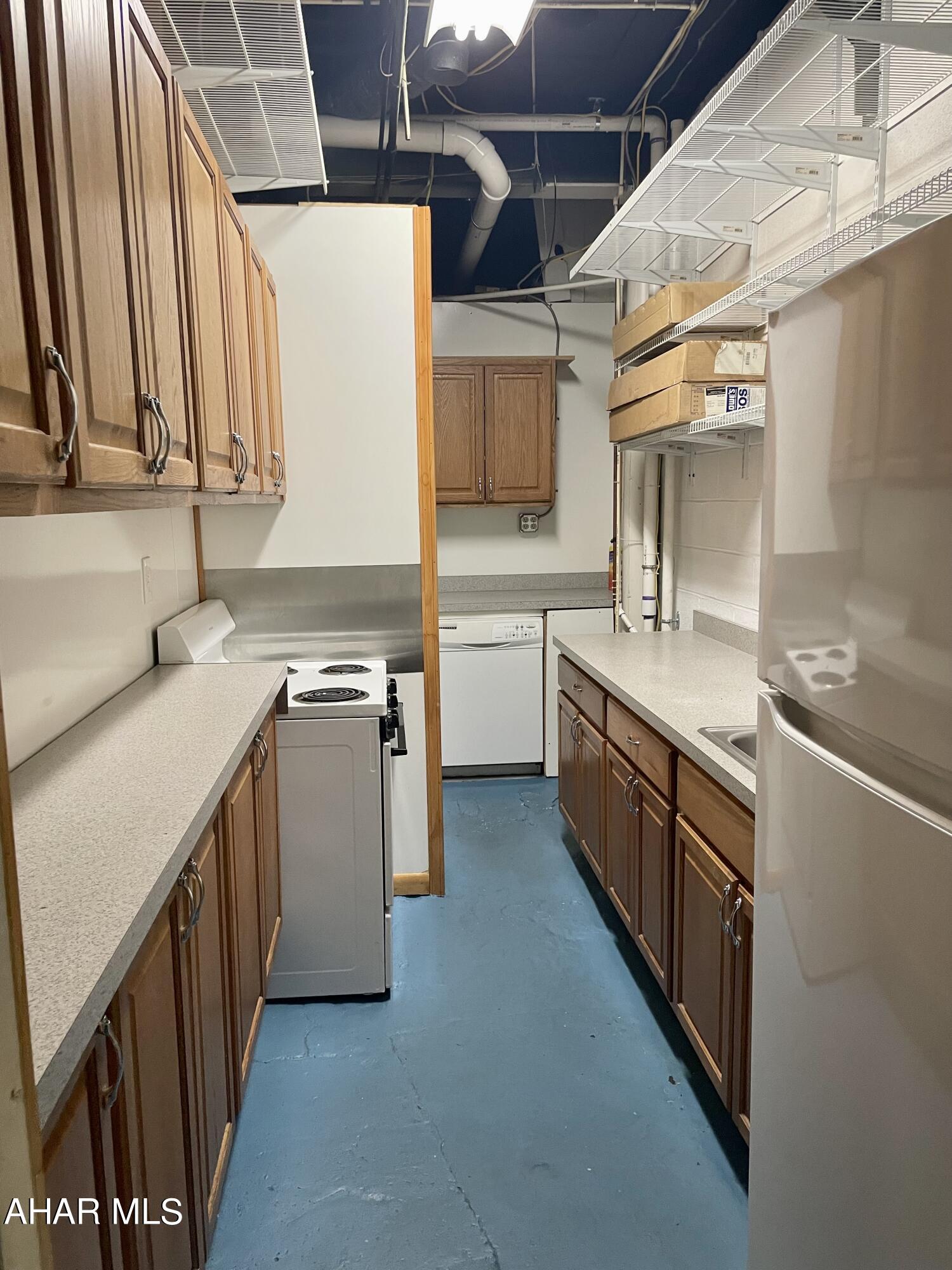 None - Commercial Lease