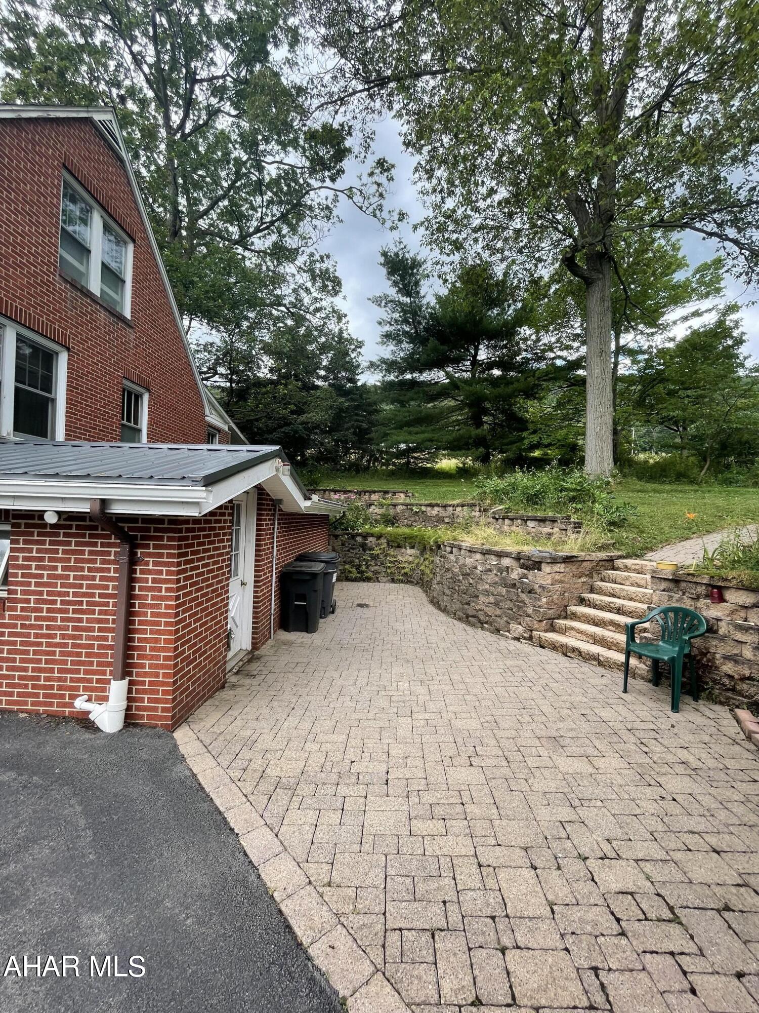 Sinking Valley - Residential