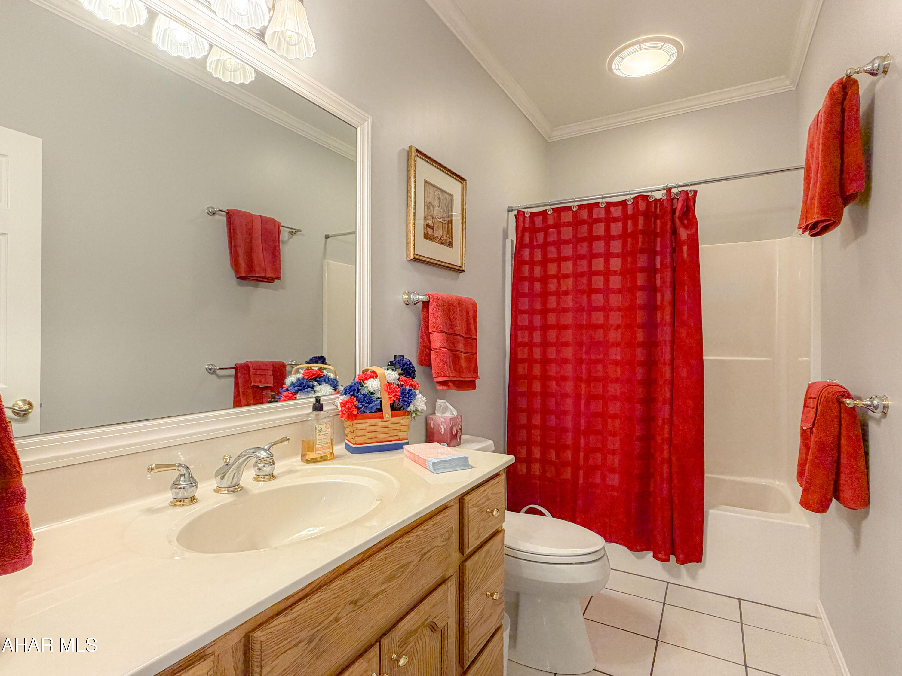 Hawthorne Manor - Residential