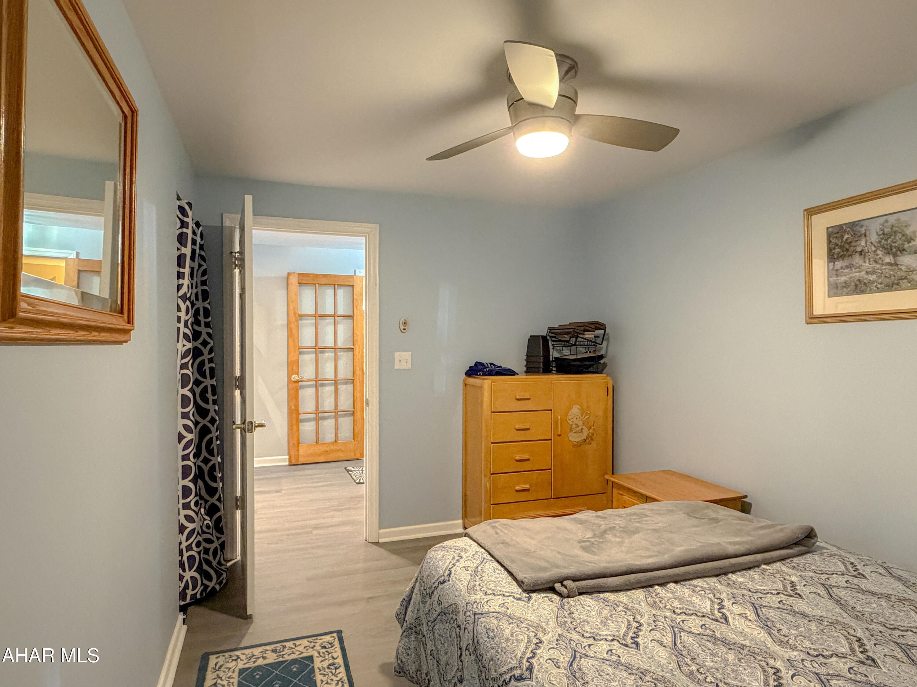Hawthorne Manor - Residential