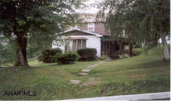 Beautiful Hardwood Floors throughout Cedar Closets 1BR captive. Modern Kitchen & Bath