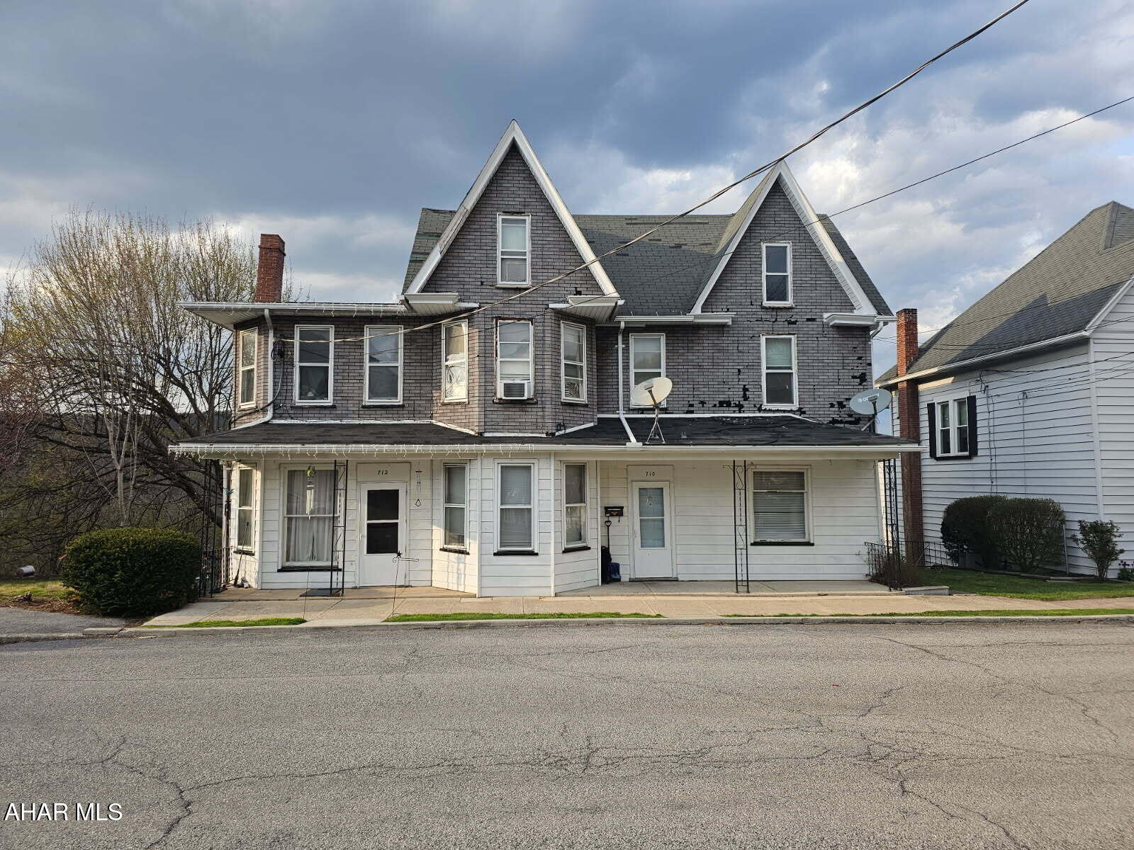 Looking for an investment property or live in one side and rent the other. The larger unit has full access to the attic and the basement.,There is laundry hook ups in both units. Extra parking out back for both units .This property is located in Saxton so close to Raystown Lake, grocery store, coffee shop, and restaurants . Give me a call today!!