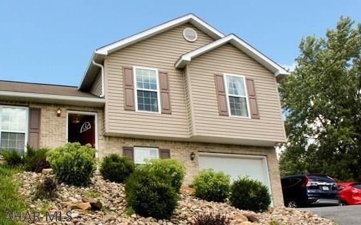 This multi level home has beautiful view of the mountains surrounding it. Easy open floor plan and nice fenced in back yard. Bedrooms are large and open and the family room has tons of potential. This house has 3 bedrooms  with a 4th room that can be used as a bedroom or office.1full bath with a easily converted 1/2 bath option in laundry room.new central air, and newly black topped driveway that leads to an extra deep garage. This one is a must see!