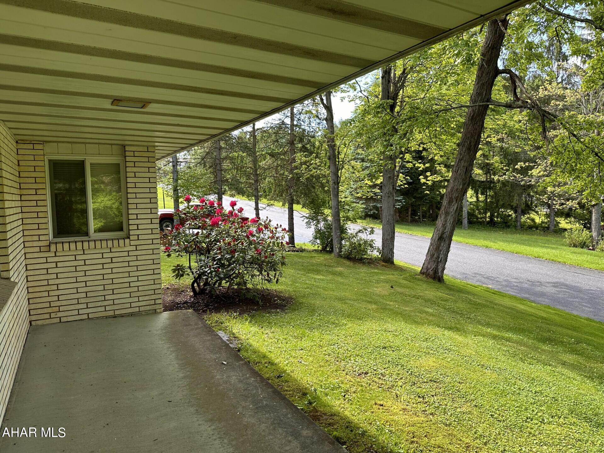 Crestwood - Residential