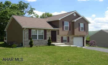 CALL CHRISTINE FINK AT 814-330-3015 FOR THIS KETTLE STR/ALTOONA NEWER MULTI-LEVEL  LOTS OF CURB APPEAL & IS IMMACULATE.  MAINTENANCE FREE EXTERIOR, C/A, EAT-IN KITCHEN, INCREDIBLE VIEWS, GREAT FIRST HOME.  PLEASE SEE ADDITIONAL PHOTOS!  ALL APPL STAY. KETTLE STR/ALTOONA! THIS NEWER MULTI-LEVEL HAS A LOT OF CURB APPEAL & IS IN MOVE-IN CONDITION! MAINTENANCE FREE EXTERIOR! CENTRAL AIR, EAT-IN KITCHEN, GREAT FIRST HOME. CLOSE TO SHOPPING, SCHOOL & CAMPUS!