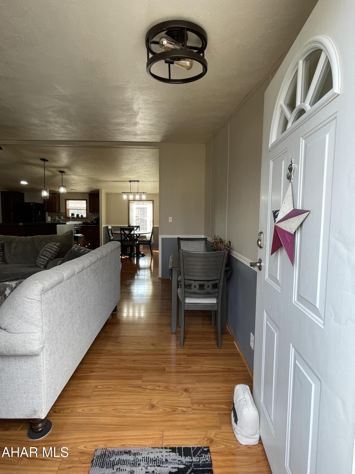 Laurel Woods - Residential