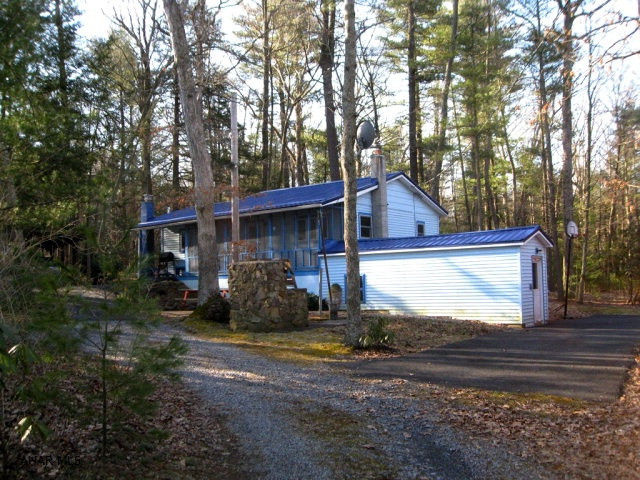 Newly remodeled home in Cliffside Acres. Not on the water, but has access within easy walking distance. New roof, carport, newer windows, includes hot tub, fireplace in living room. Large deck. Large storage shed/workshop. Nice, wooded lot. Great for getaway home or year round living.