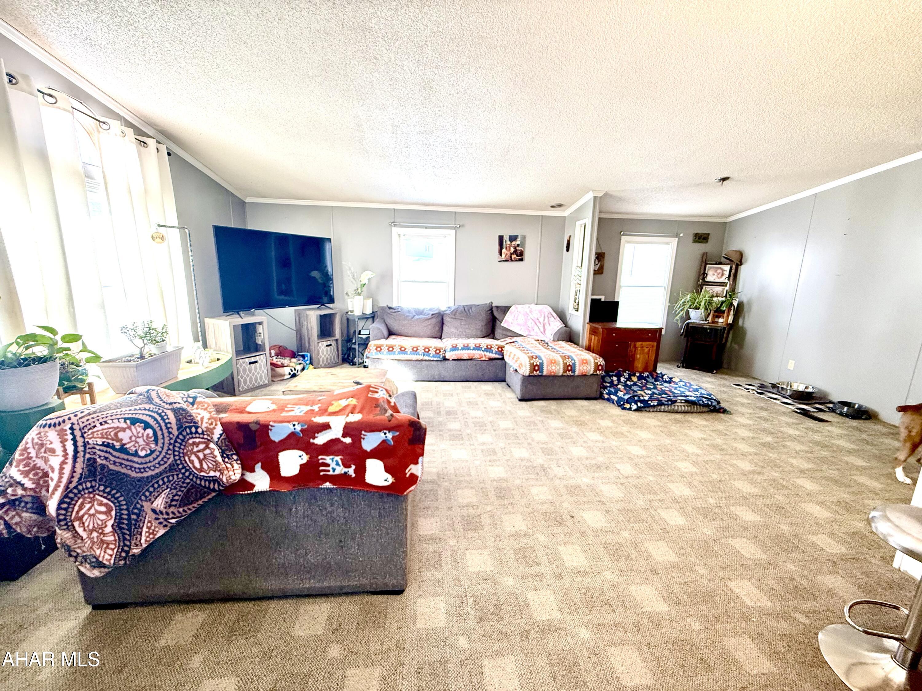 Laurel Woods - Residential