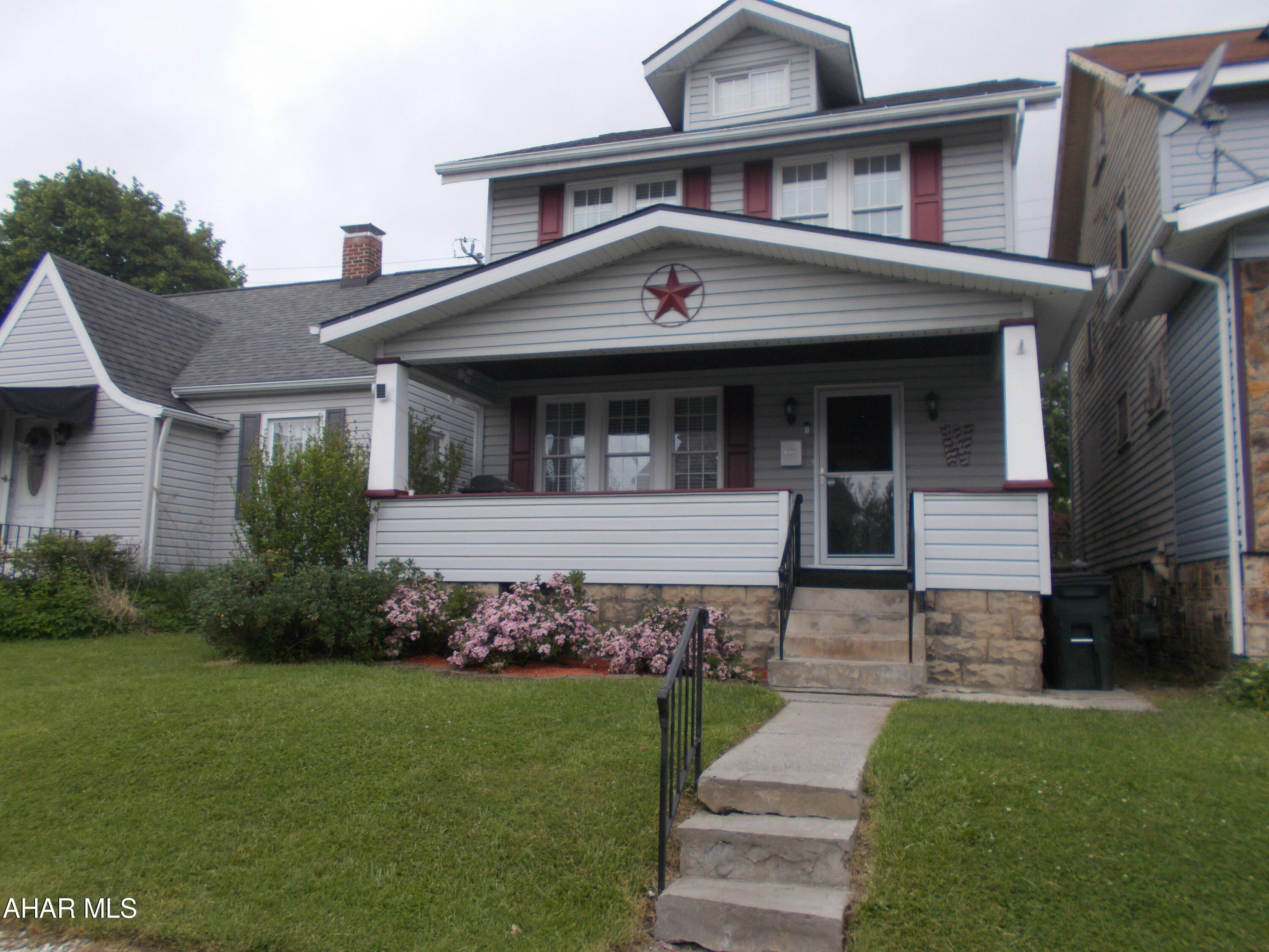 Super cute & move-in ready only begins to describe this 3 BR/2BA home with inviting front porch and fenced in yard with patio.  Won't last!