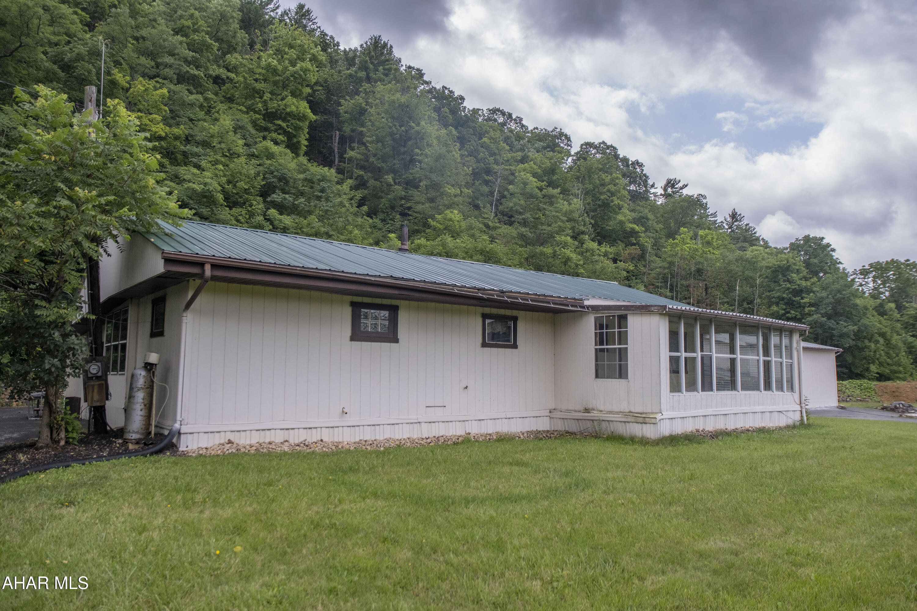 Hollidaysburg - Commercial Sale