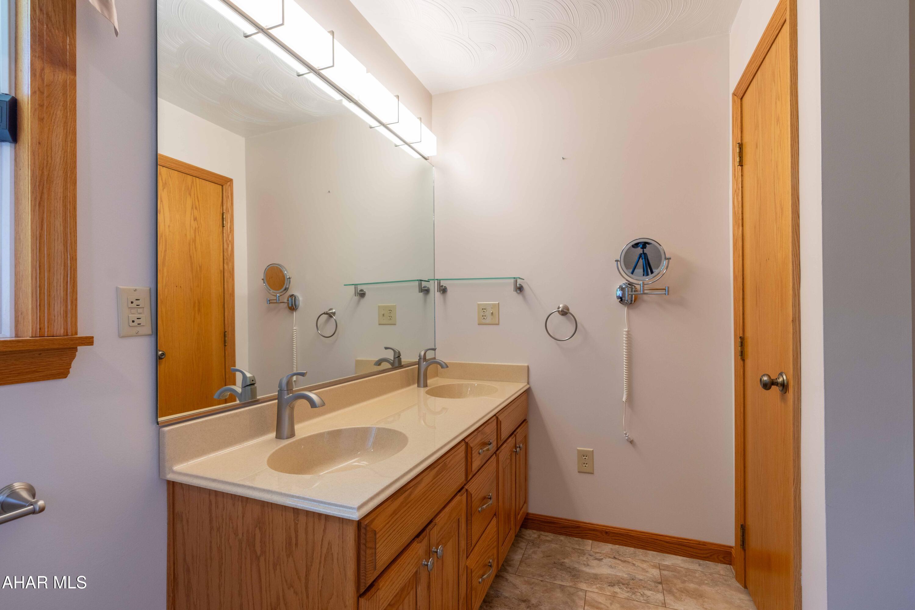 Scotch Valley - Residential